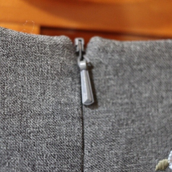 Talbots Gray Embroidered Floral Shift Dress Plus Size 20W Elegant Flowy Chic - Picture 12 of 16